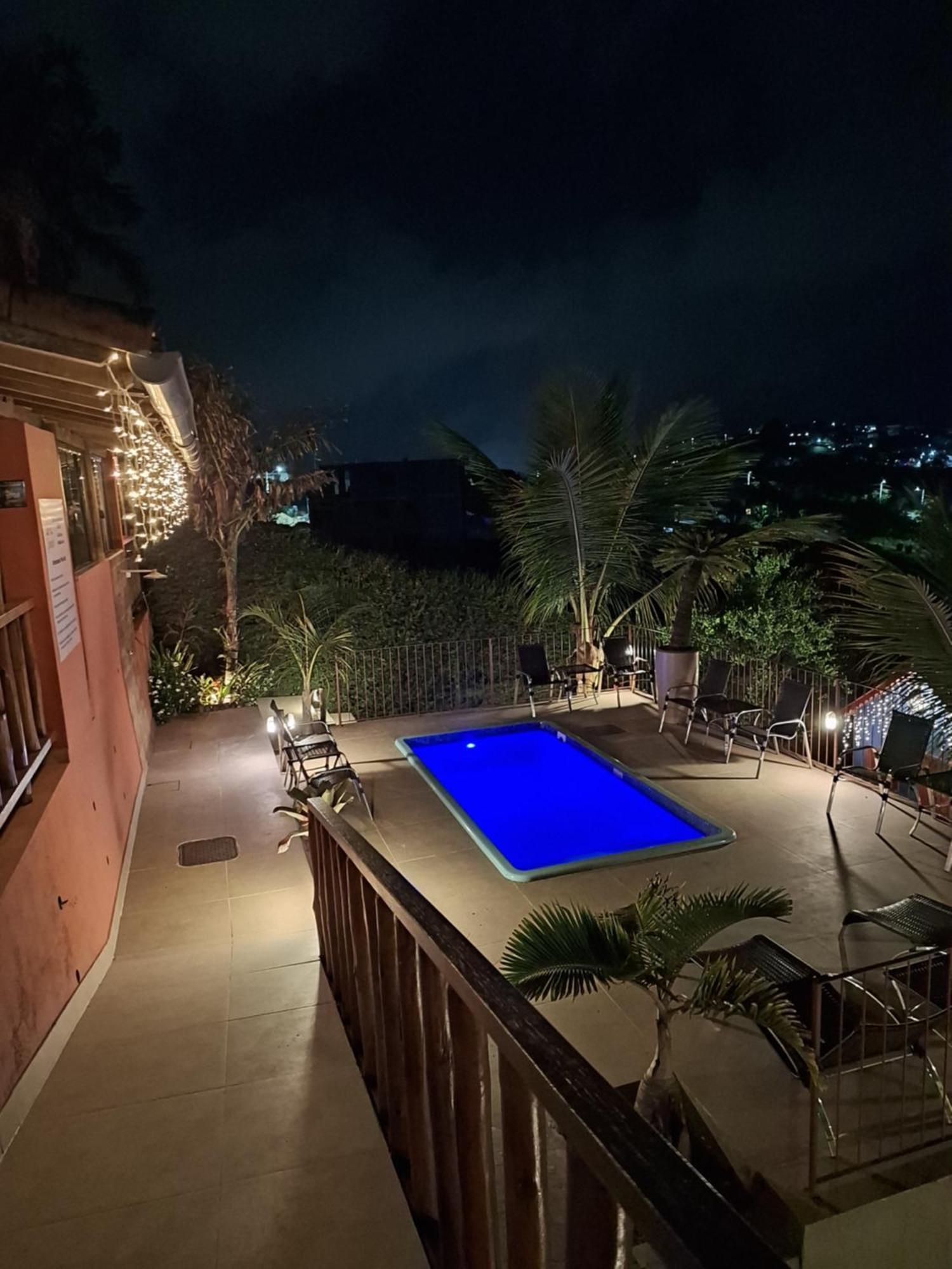 Suites Sunset 米格尔-佩雷拉 外观 照片